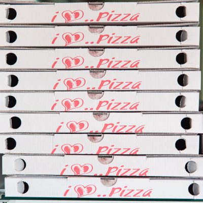 MAX76 Pizzeria Mickey Mouse ad Aprilia Campo di Carne. Pizza per tutti i gusti.